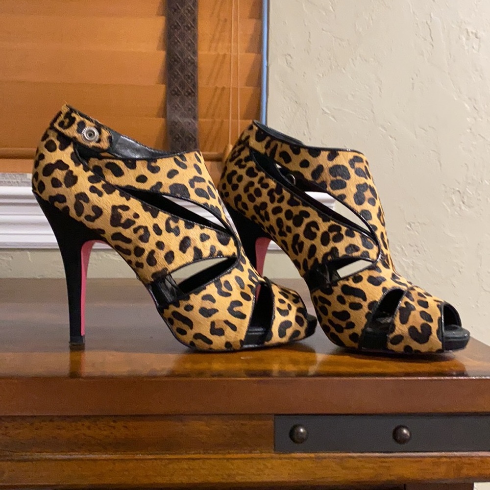 Betsey Johnson High Heels💕
